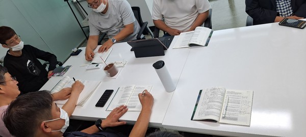 만나코퍼레이션 아침 큐티 시간(매일 오전 9:30-10:30)